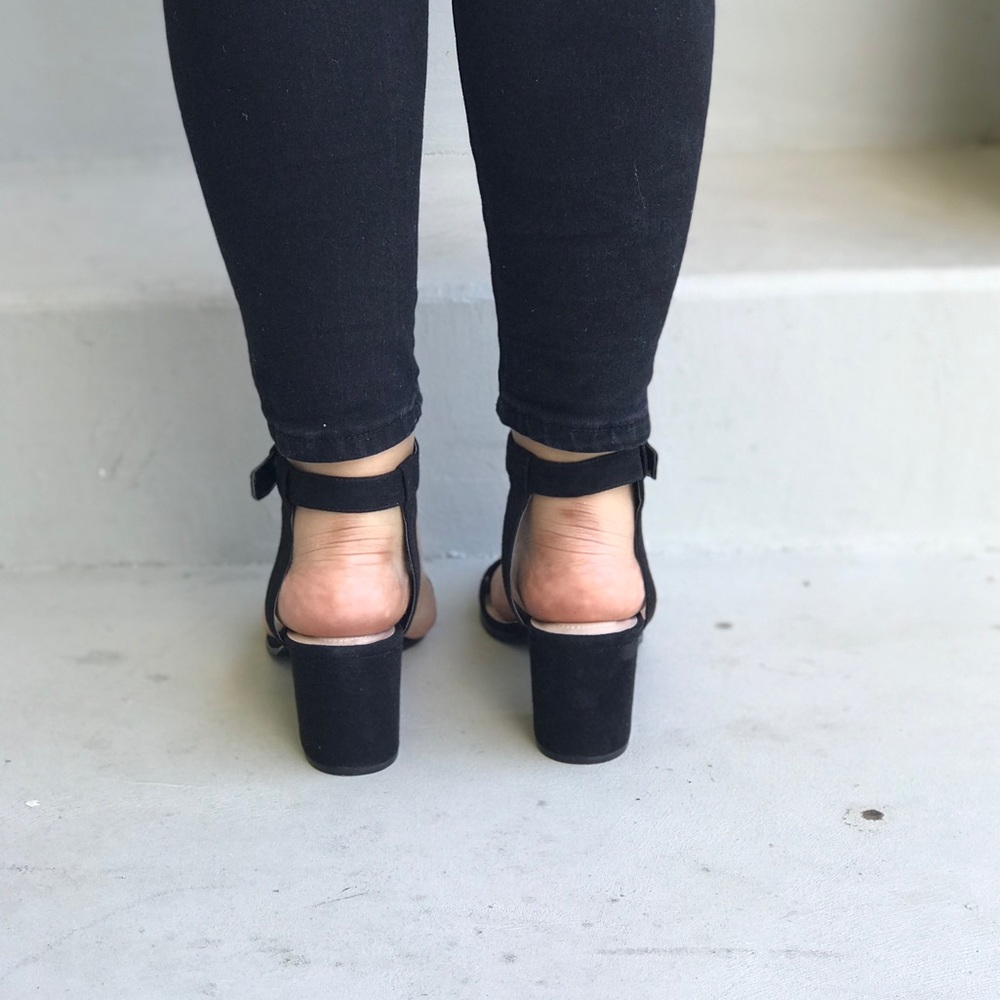 Black Ankle Strap Embellished Block Heel Sandals - Picture 4 of 7